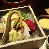 比良山荘 - 造り　鯉、鰻焼霜、鹿肉、若竹