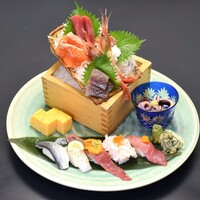 板前のおまかせ寿司