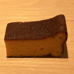 すが弥 - しっとりしたカステラ風の仕立ての玉子焼き