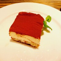 grigio la tavola - 