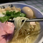 Shunsai Menya Garyuu - 鶏そば 塩（大）+味玉…税込840円（味玉はクーポン持参で無料）
