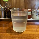 横浜家系ラーメン 三郷家 - 水。