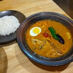 Soup Curry 笑くぼ - 季節の７種の野菜。