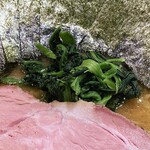 横浜家系ラーメン 三郷家 - ほうれん草。