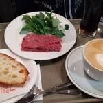 BERG - 極上コンビーフ@748円