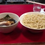 つけ麺 ボンズ - 黒つけ 自家製マー油