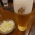 洋食や 三代目 たいめいけん - ドリンク写真:ハムカツとビールのセットのビールに50円コールスローサラダ