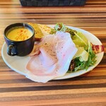 Den Den - スープ・前菜・サラダ
