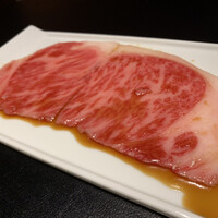 焼肉専科 肉の切り方 日本橋本店 - 