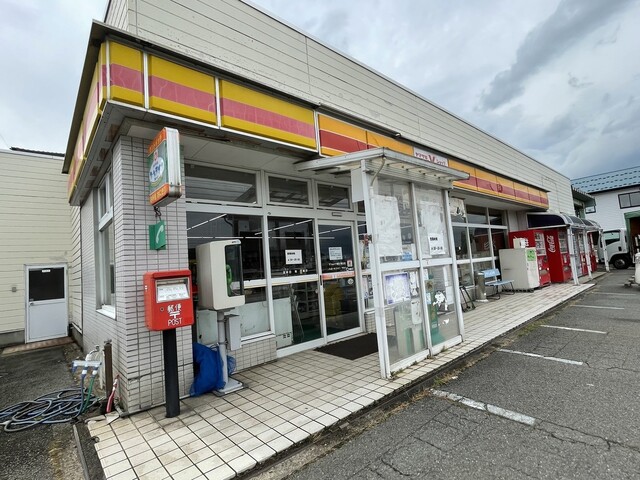 ヤマザキショップ やまよ朝日熊出店（鶴岡）- 手軽に買えるパンと日用品