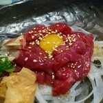 Kankan Shouten - 桜肉のユッケ680円(税別)