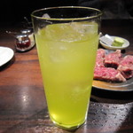 焼肉×もつ鍋 二子玉川 蔵月 - シークワサー　サワー　430円
      
      
      