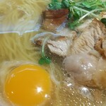 中華そば えもと - ワタリガニ中華そばアップ