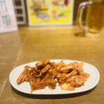 Shimon Ya Fukuoka Tenjin Ichigo Uten - キムチ盛り　白菜とガツ