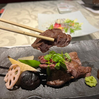 神戸牛 八坐和 阪急三宮店 - 