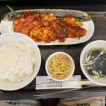 肉と飯 - Aランチセット　カルビ・豚カルビ・鶏モモ(1200円)