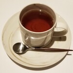 LATURE - デセールに合わせて食後は紅茶を。