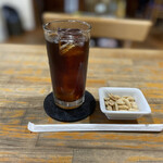珈琲　そうふぁ - アイスコーヒー　ピーナッツ付　¥400-