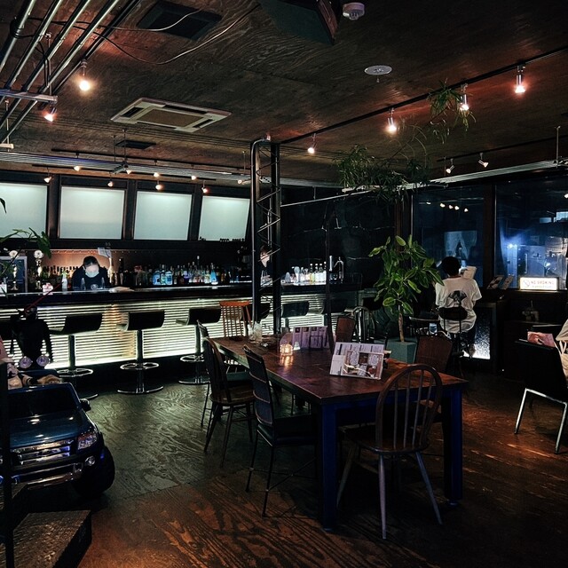 バーアンドフード 黒い月（バーアンドフードクロイツキ） - 中央弘前（バー）の写真