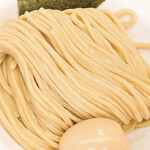 麺道 ひとひら - ピカピカつるつるの麺