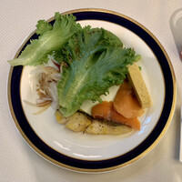 スプレンディード - プレート