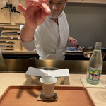 くすのき 本店 - 塩の力を体験するデモンストレーション