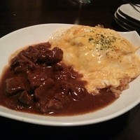 三と十 - とろとろ卵のオムライス・デミグラスソースで