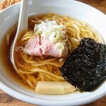 麺屋 花畑 - 醤油ラーメン（太麺チョイス）　750円