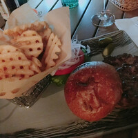 シースケープ テラス・ダイニング - 