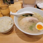RICH麺 - リッチ麺(醤油)850円