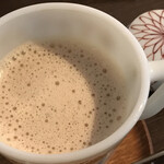 カメイノ食堂 - ジンジャーミルクティー