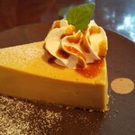 FLORE CAFĒ　 - キャラメルのチーズケーキ！
