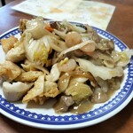 中華料理 哈爾濱 - 予想の斜め上行く揚げワンタン