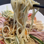 満州園 - 麺リフト