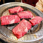 肉焼 ハラミ タン テール 兼条 - 