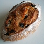 ブレッドアーエスプレッソ - 黒糖レーズン 230円