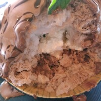 THE FUNATSUYA - 白いのはパッションクリーム。滑らかで酸味あり。