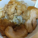 DAIJA - ラーメンニンニク、アブラ増しに