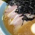 横濱ラーメン あさが家 - チャーシューはデフォ2枚。