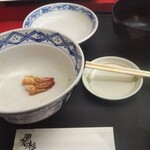天ぷら　若杉 - 天丼、ごちそうさまでした、海老天のしっぽ残す。