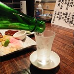 Rokkichi - 特別純米 而今750円は勺足らずでサービス？