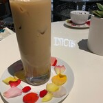 DIOR Café - 