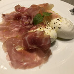 Risosteria Trentatre - 水牛モッツァレラと白桃　生ハム