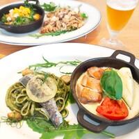 TOOTH TOOTH GARDEN RESTAURANT - ・丹波鶏と神戸トマトのモッツァレラチーズフォンデュ
                    ・炙りイワシとバジリコのジェノベーゼパスタ