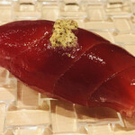 寿司 赤酢 - 本鮪 漬け 福井地辛子添え