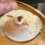 Gokurakuyu - 目玉焼きに、バター醤油