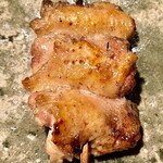 オオクサ - 首肉も熊野地鶏と丹波黒鶏を焼いて下さいました（過去撮影分）