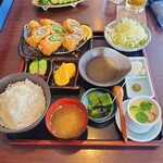 ダイニング キッチン どん - 