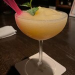 バー エイジング - 桃のカクテル
