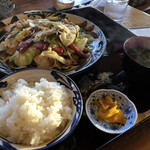 豆腐チャンプルーを定食で